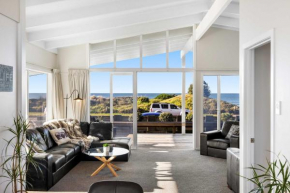 Beachfront Retreat, Mt Maunganui